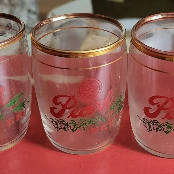 Rare vintage collector's boxed set/5 of Pearl Beer xXx Barrel Tasting Glasses - Picture 3 of 5